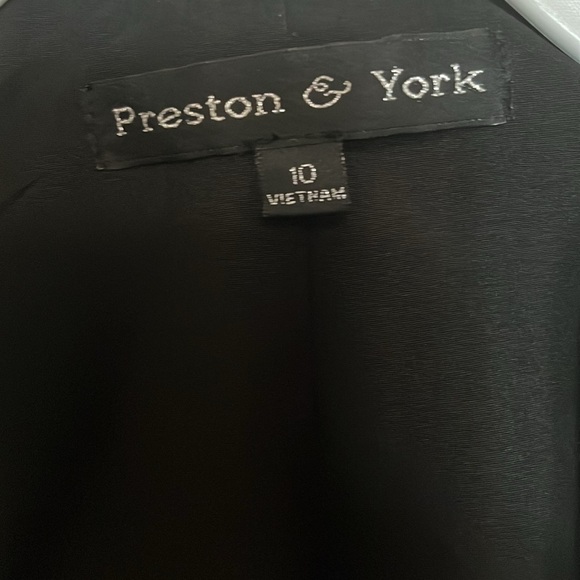 Preston & York Women's Formal Jacket. Size 10 - Picture 3 of 4